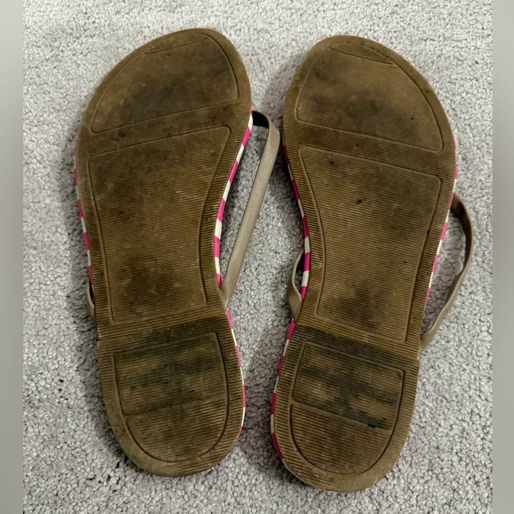 Old Navy Pink and White Striped Flip Flop Sandals Size 8 - Picture 2 of 2